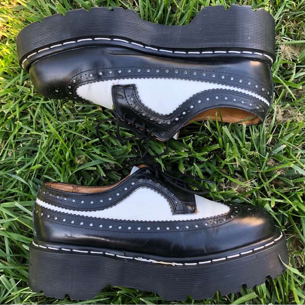Rare Dr. Martens 3989 Tuxedo Wingtip Brogue Platform Oxfords - Picture 4 of 16
